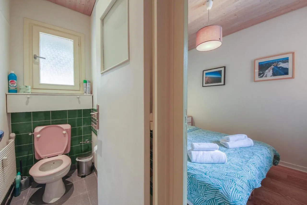 Gaillands North Apartment Chamonix 0*,